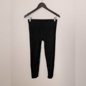 Black ribbed leggings. Size L. Like new